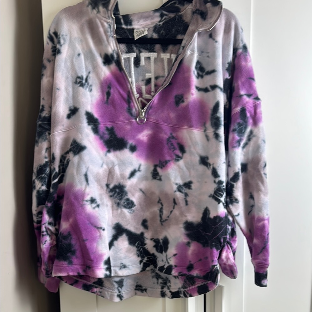 Pink / Victoria Secret Love pink Tye Die Loong sleeve Quarter Zip S/ Small